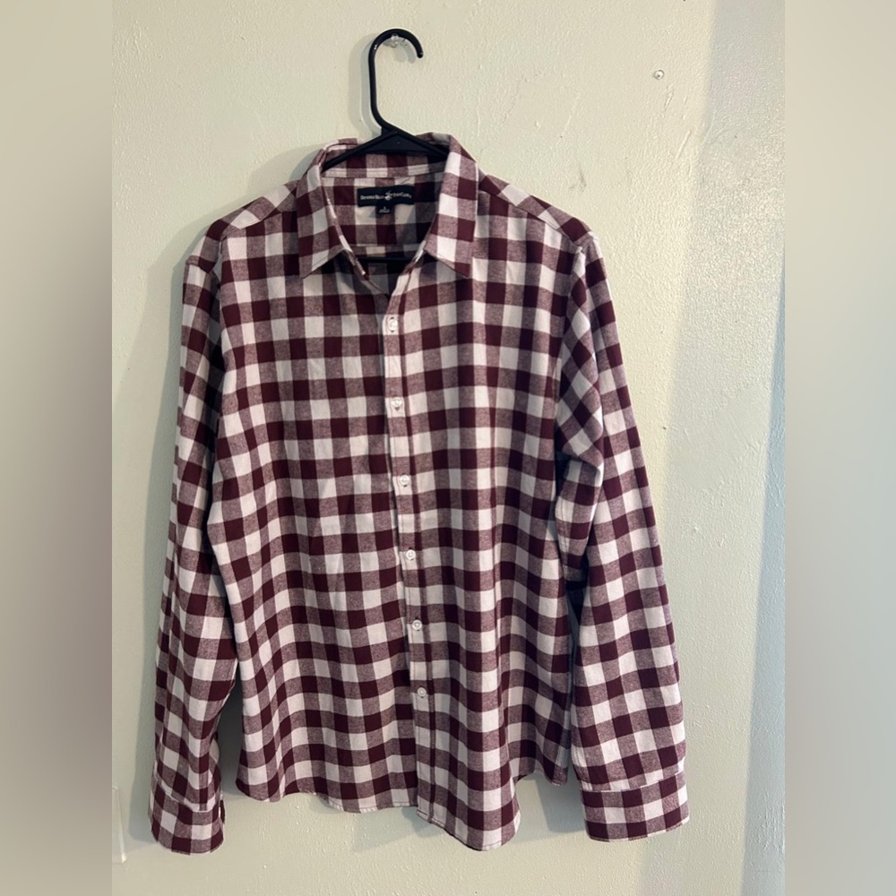 Beverly hill polo club men long sleeve size large.